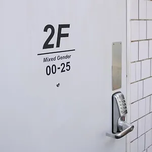 ホステル アーモンド アンド カフェ